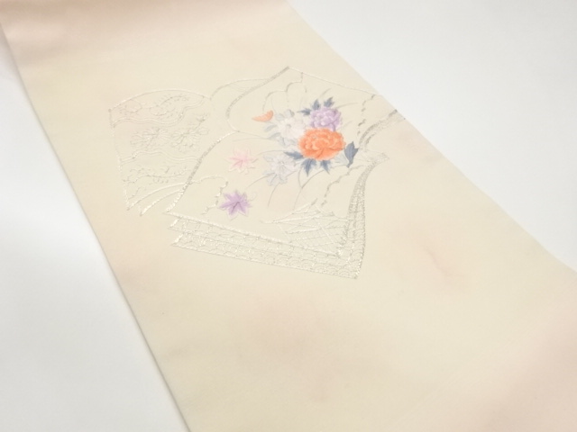 銀駒刺繍冊子に牡丹・紅葉模様名古屋帯